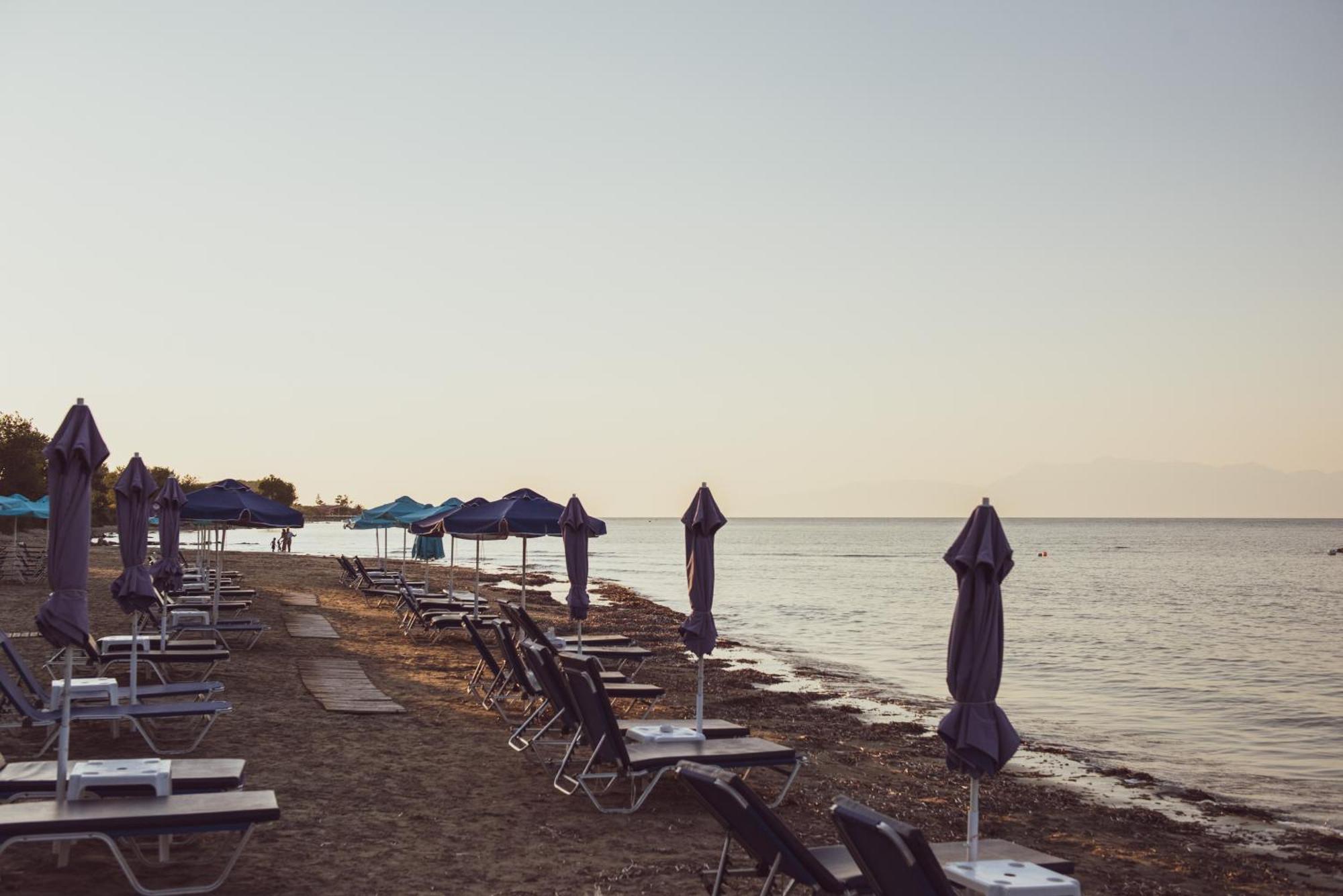 Aphrodite Beach Hotel Corfu Roda  Exteriör bild
