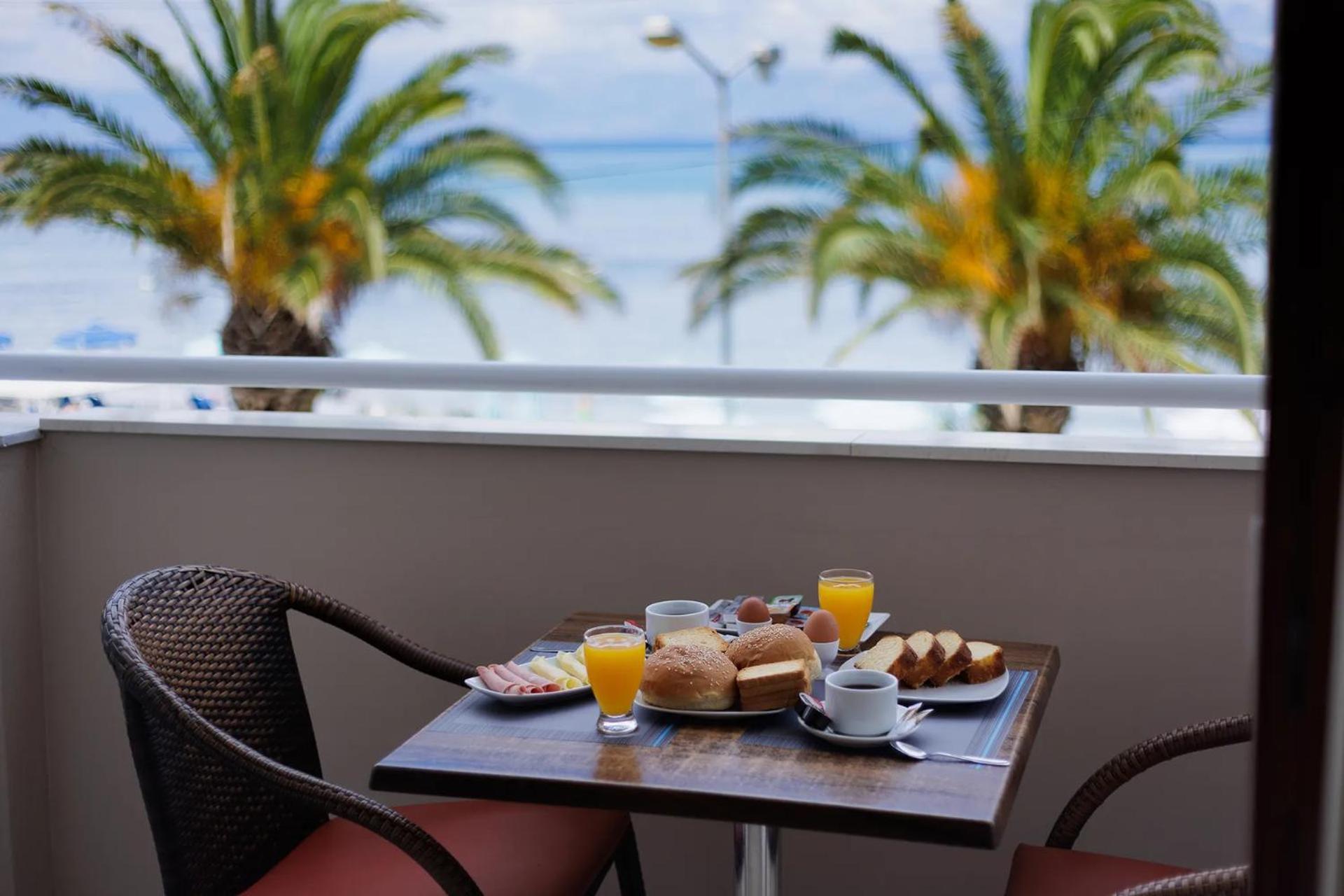 Aphrodite Beach Hotel Corfu Roda  Exteriör bild